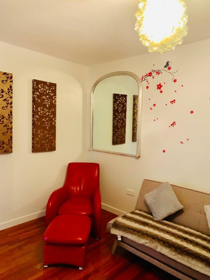 Tapestry Apartment لندن المظهر الخارجي الصورة
